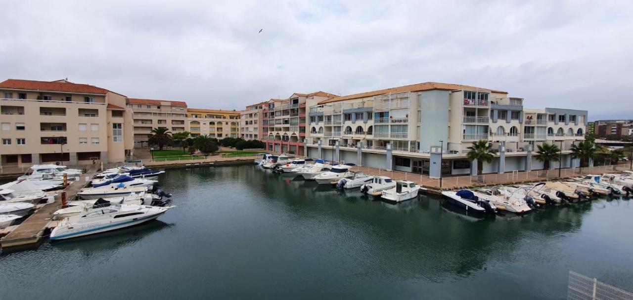 3 Etoiles Studio 4 Couchages Residence Port Cros A Сет Екстериор снимка