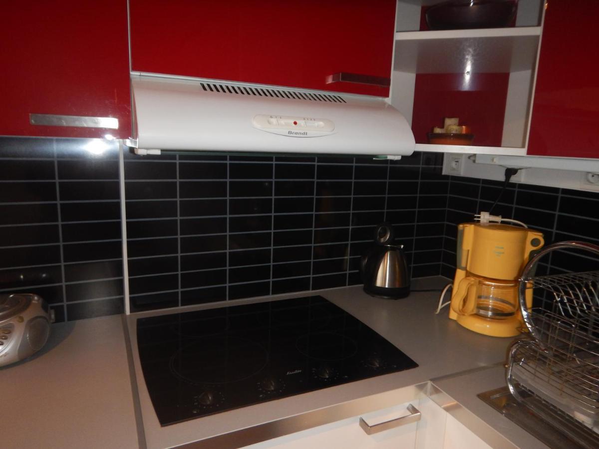 3 Etoiles Studio 4 Couchages Residence Port Cros A Сет Екстериор снимка