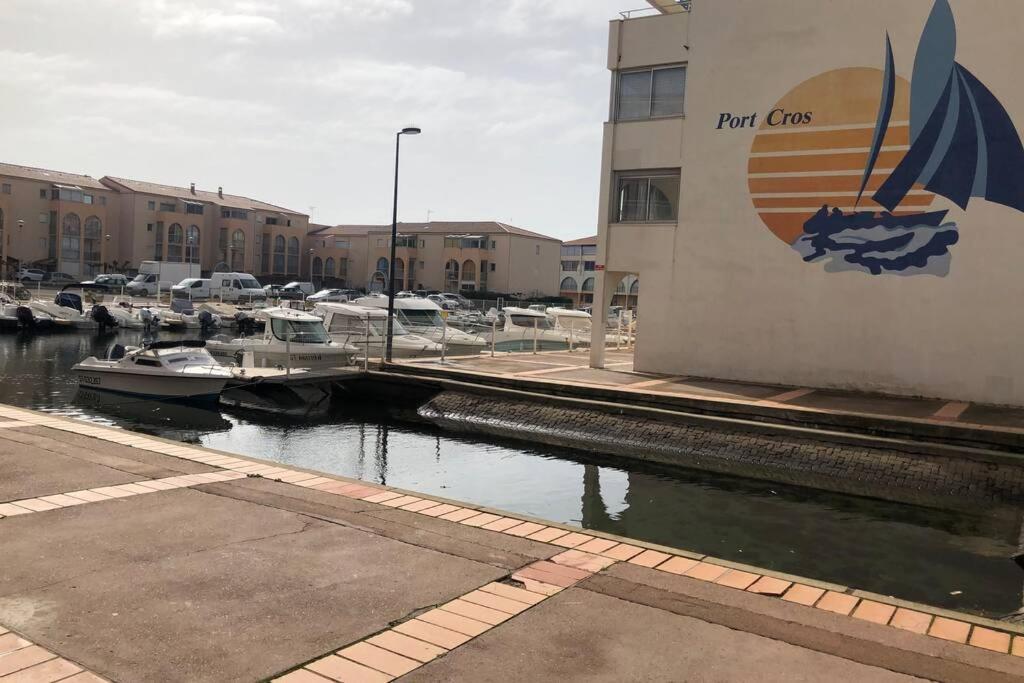 3 Etoiles Studio 4 Couchages Residence Port Cros A Сет Екстериор снимка