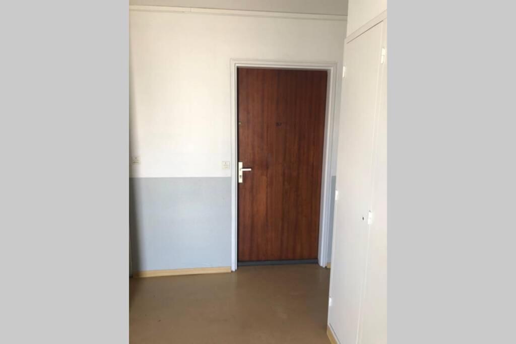 3 Etoiles Studio 4 Couchages Residence Port Cros A Сет Екстериор снимка