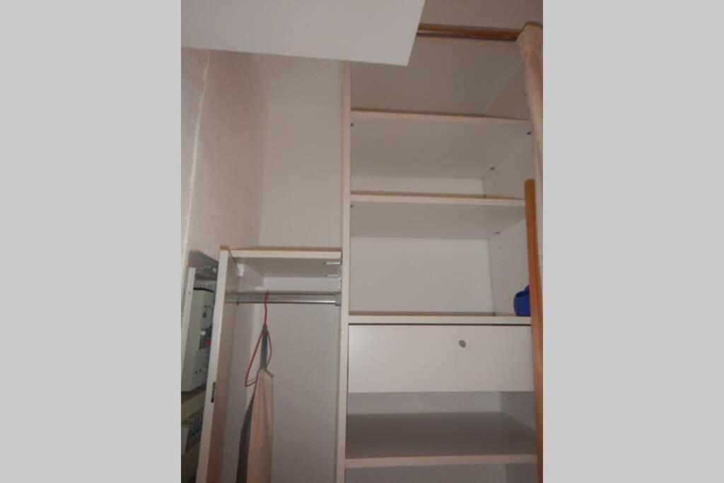 3 Etoiles Studio 4 Couchages Residence Port Cros A Сет Екстериор снимка