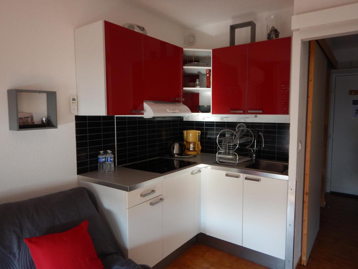 3 Etoiles Studio 4 Couchages Residence Port Cros A Сет Екстериор снимка